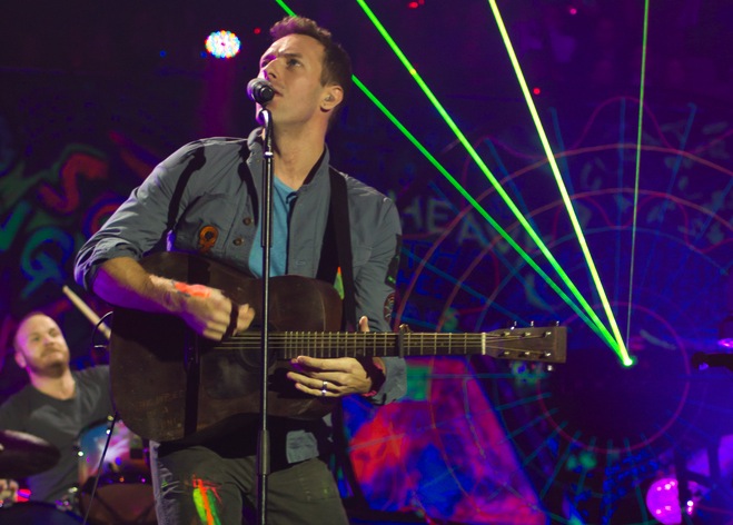 Coldplay podczas koncertu w hali O2 Arena w Londynie – 10 grudnia 2011