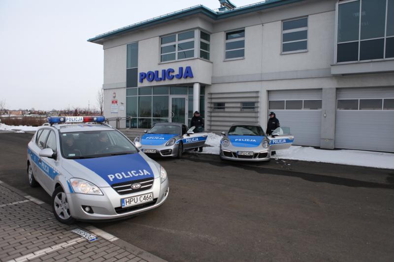 Zdjęcia Porsche w barwach polskiej policji! Cała prawda o