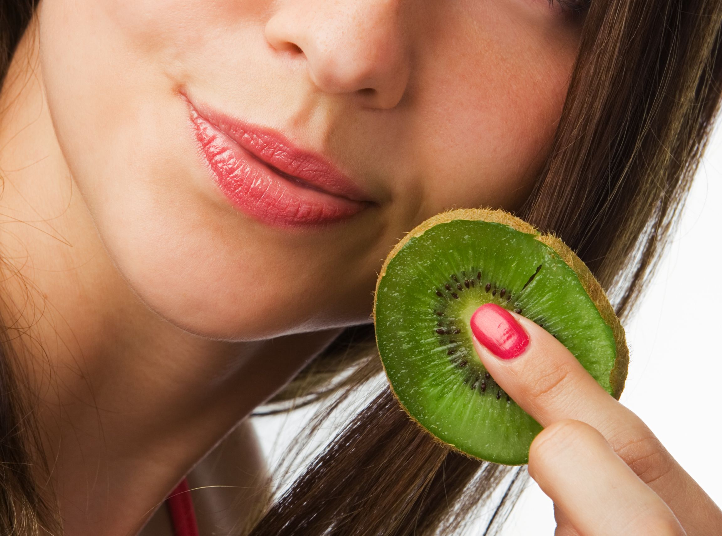 Kiwi lepsze niż probiotyki? Naukowcy wskazują najskuteczniejszy sposób na zaparcia