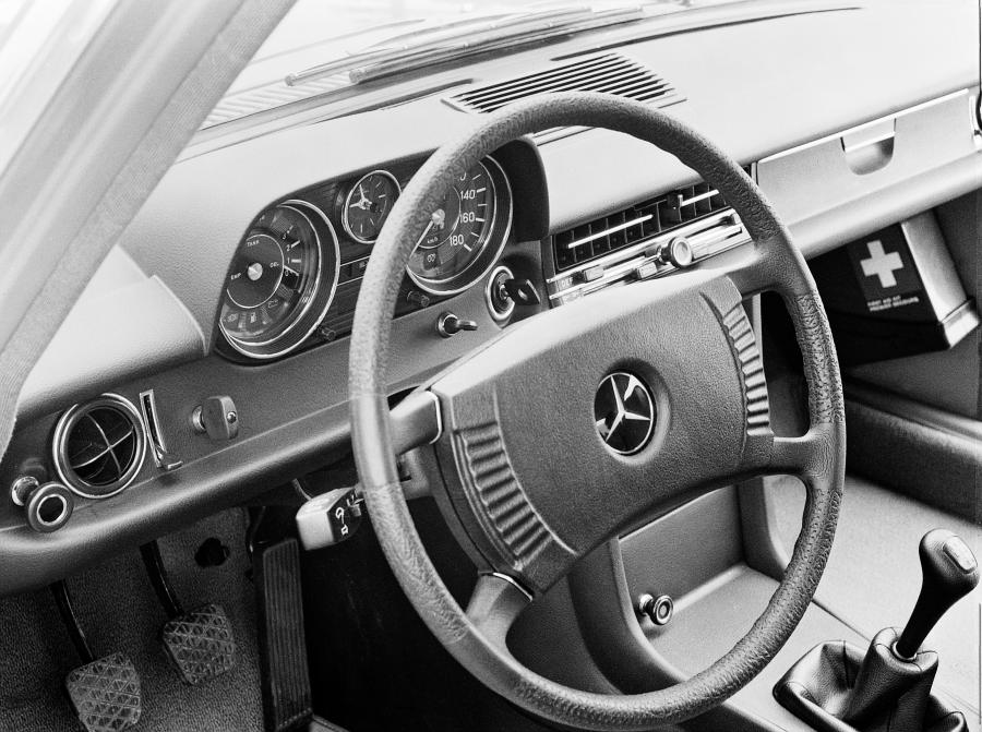 Mercedes 240D 3.0