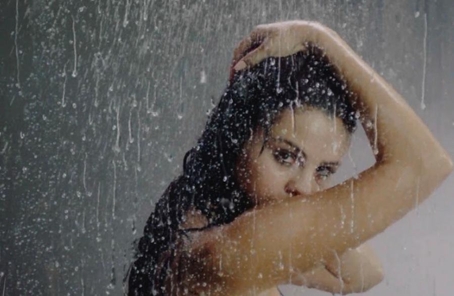 Naga Selena Gomez w najnowszym klipie