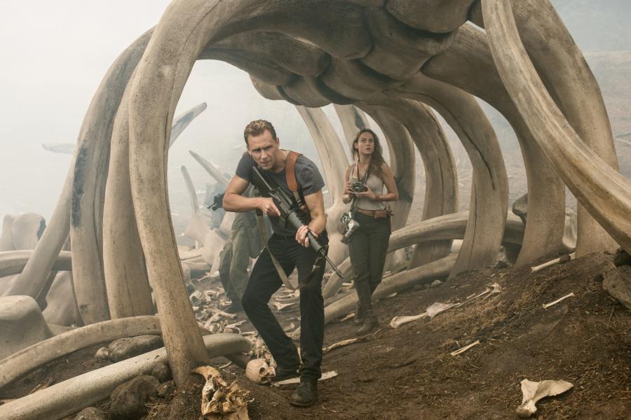"Kong. Królestwo Czaszki" w kinach od 10 marca. fot. Warner Bros